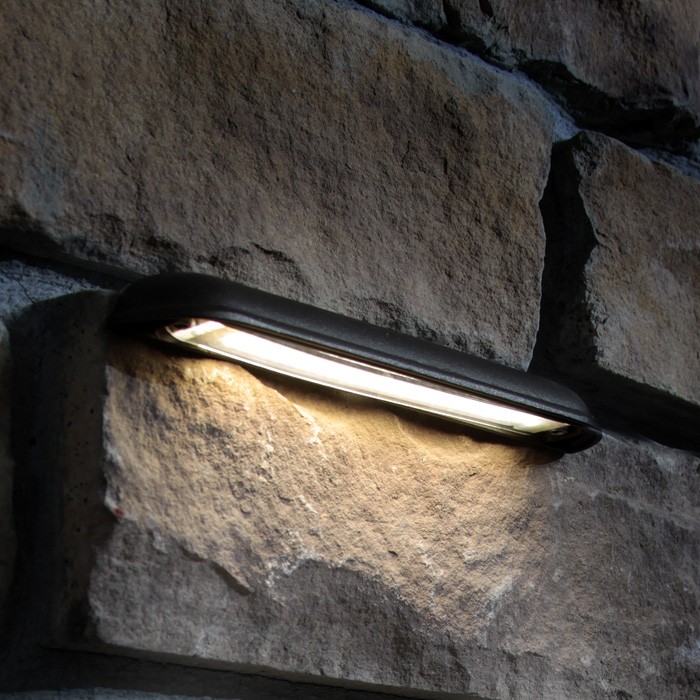 DEKOR® LED Hardscape Wall Light