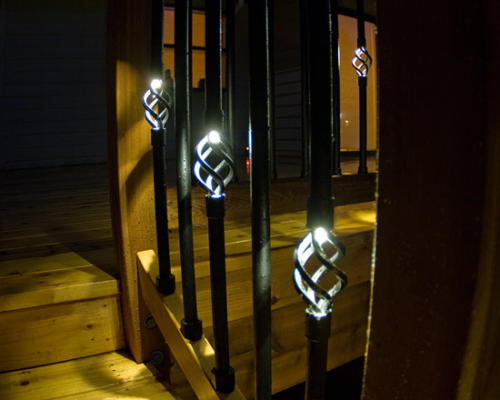 LS-illuminations-balusters-closeup